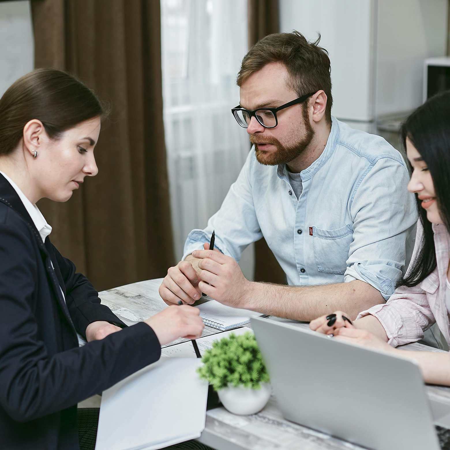 Secure Video Conferencing for Legal Teams: Streamline Collaborations & Negotiations (Courtroom, Law Firm, Deposition, Boom Collaboration)