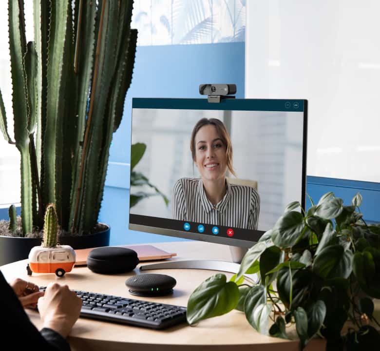 Enjoy a full video and audio solution for home office, corporate office or your office on the go